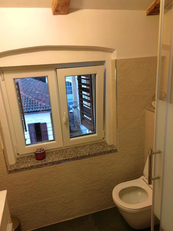Albina Apartma *
